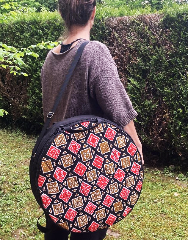 NYAMA-SACOCHES-TAMBOUR